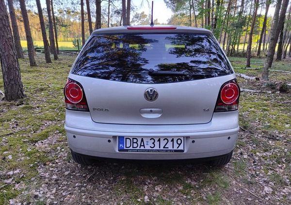 Volkswagen Polo cena 10000 przebieg: 199300, rok produkcji 2005 z Szlichtyngowa małe 121